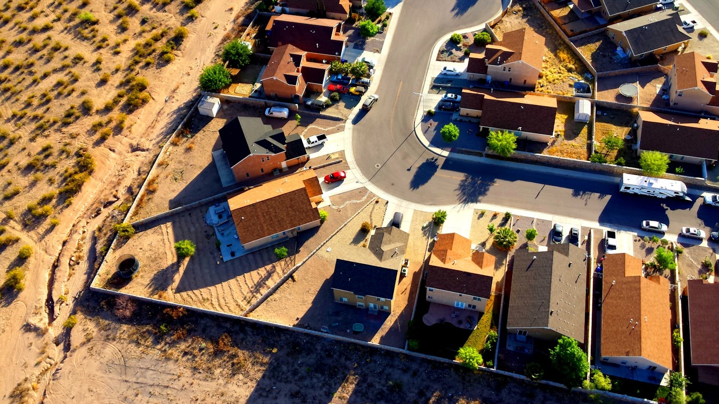 How Professional Leasing Services Simplify Property Ownership